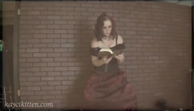 Kayci Kitten: Beautiful agony, sybian storytime