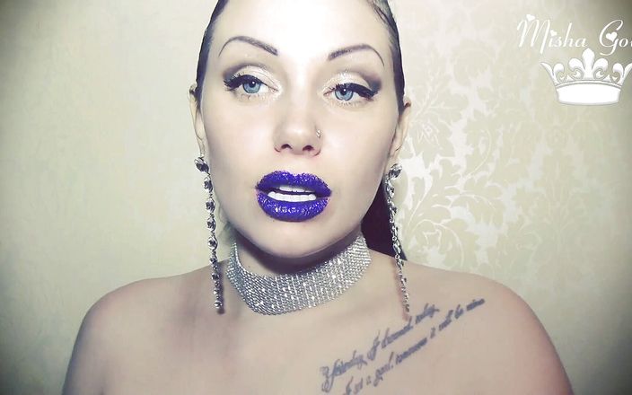 Goddess Misha Goldy: Glamorous blue glittery lips