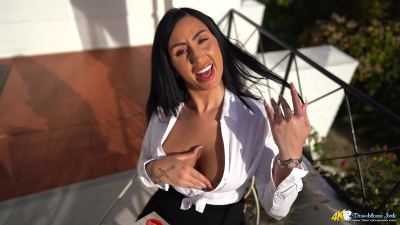 DownblouseJerk: Colega de apartament perversă - Joi