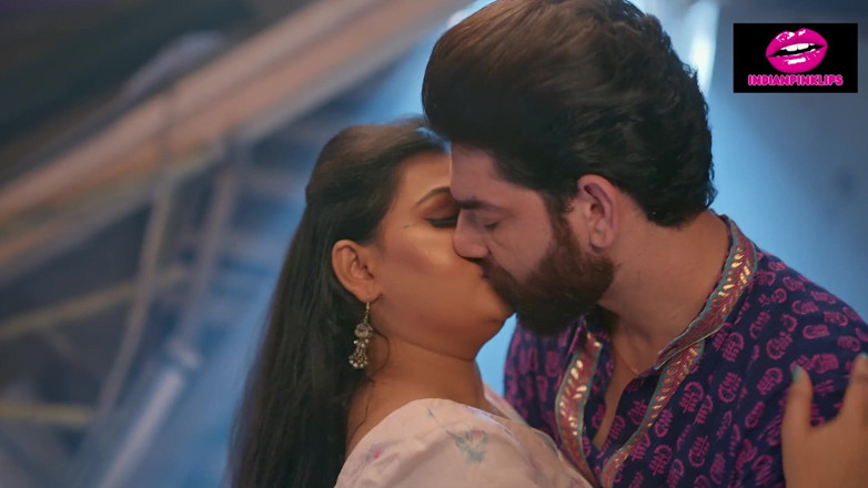 Indianpinklips: Người đẹp Ấn Độ âm hộ khít khao đụ âm thanh tiếng Hin-di,