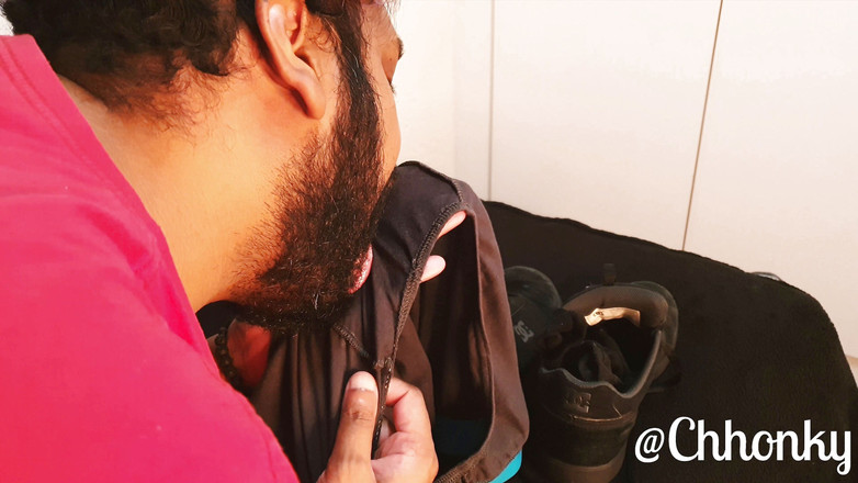 Denim Tiger: Нюхання і трахання мого черевика для ковзанів