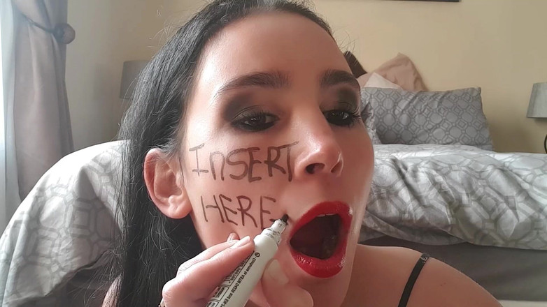 domslutfucker: Si jalang bercakap kotor dengan tulisan badan, dildo selamba terbalik...