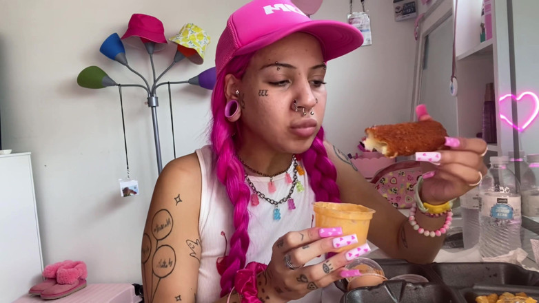 Nali Marie: Spicy Food Mukbang Overeating Facestuffing Petite Girl Eating Hot Food...