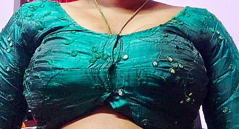 Desi Mohini: Ojczym bawi się z moją dziewczyną