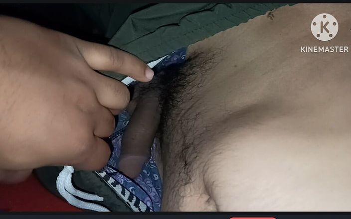 Desi__Panda: Pertama kali ngentot kontol abang tiriku di tengah malam