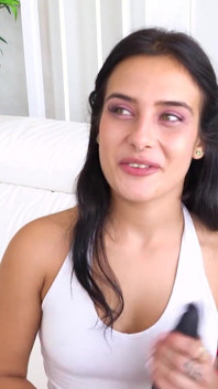 Young and Beautiful Brunette Seeks Big Cocks and Interracial Sex. Maria Wars Wants Jesus Reyes' Cock in Fakings Black Fix