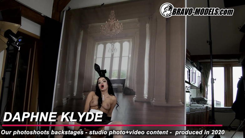 Bravo Models Media: 388-Backstage photoshoot Daphne Klyde - Adult