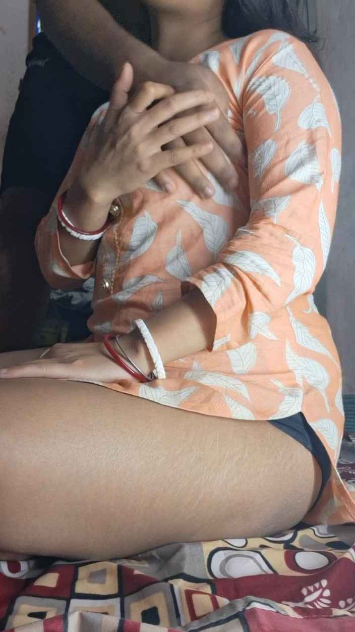 Bangali wife: Bekas isteri berkongkek tegar dengan suara