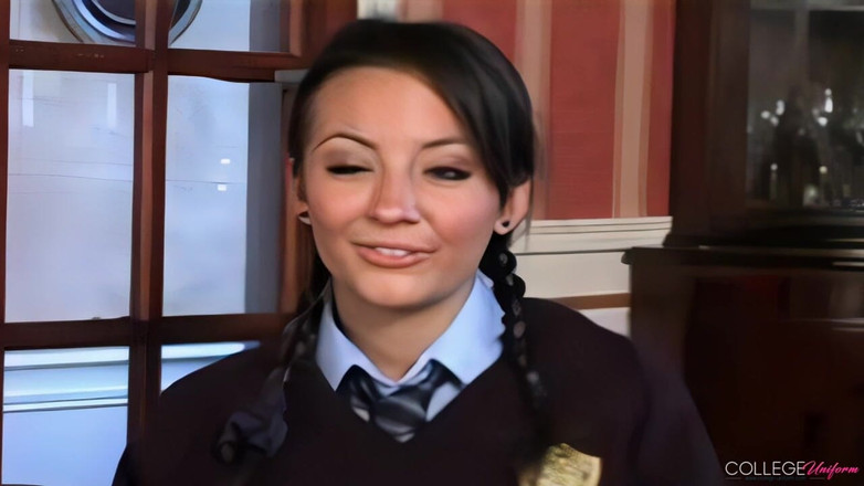 College Uniform: Intervista a rachael b