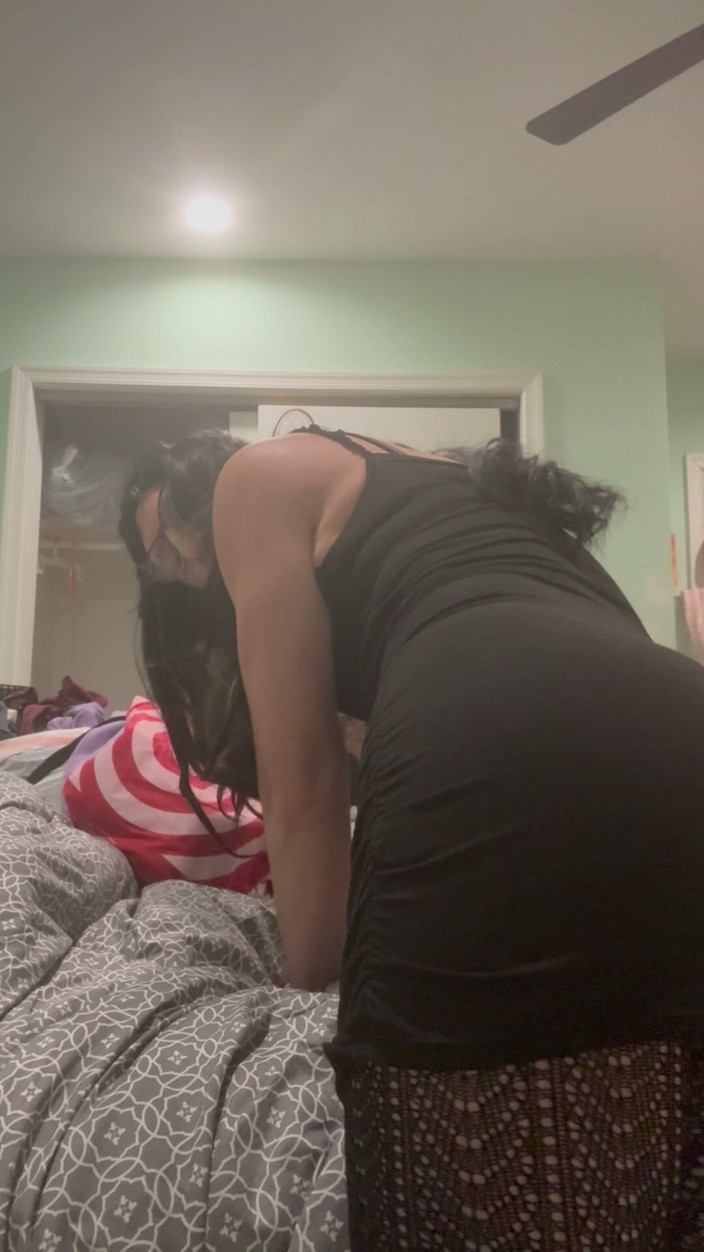 Kinky39: Sissy in Black Dress
