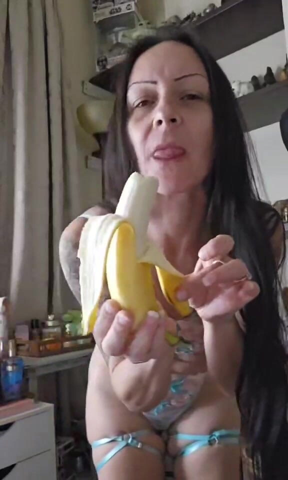 Raven Willow: 你准备好屈服于你最深切的渴望吗？