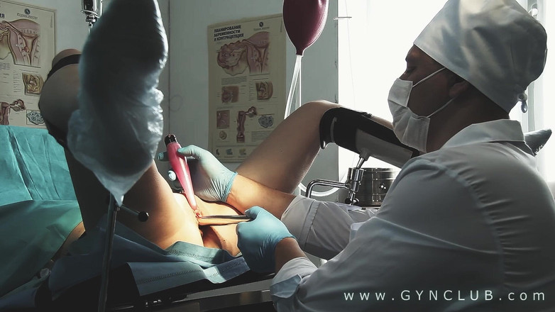 Medical fetish studio gynclub: Tvrdá gynekologická zkouška