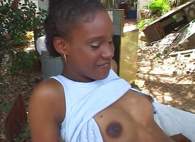 Black Jass: 青少年对抗厚厚的白鸡巴