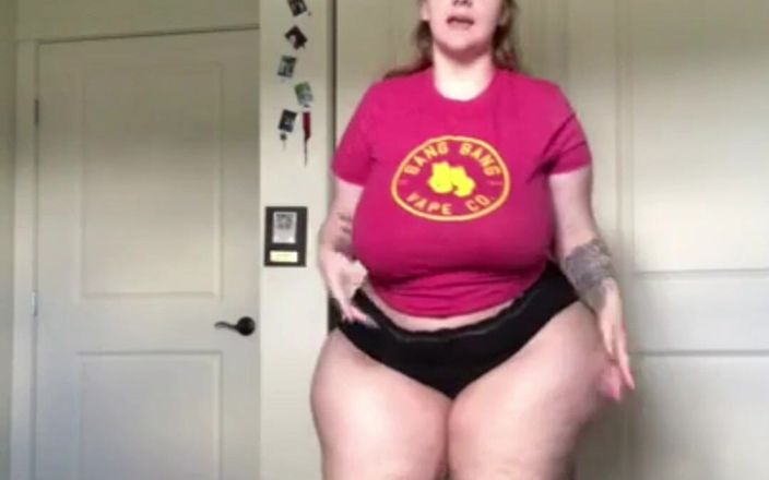 Big beautiful BBC sluts: Home Alone Dancing Shaking My Huge Booty