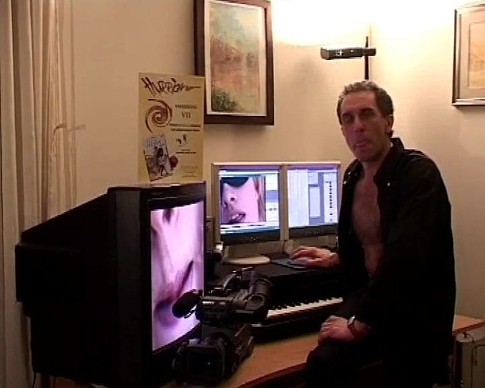 Hurricane by Roy Parsifal: Vzrušující příběhy italských děvek s chlupatou kundičkou - skutečná amatérka