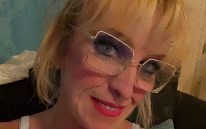 Jenniloves69: Time for Me Time