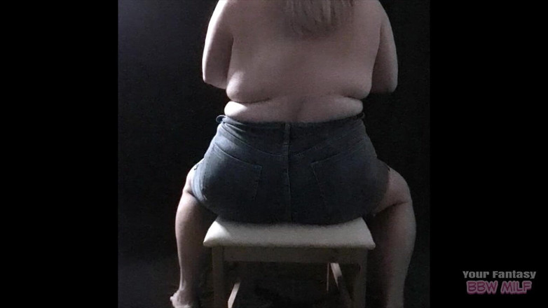 BBW_Wife: Pemotretan erotis - toket besar tante seksi dengan tubuh kendor difilmkan...