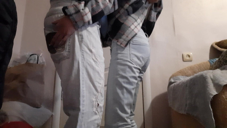 Lesbian-candys: Vdané lesbické kamarádky mají tajně sex, zatímco jejich manželé sledují...