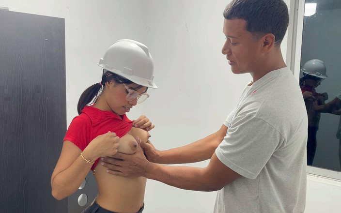 Saraymike: Saya Mengongkek Jurutera Kaya Saya Dengan Keras Dalam Pertukaran Untuk...