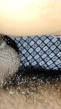 Indian Bhabhi Close-up Short Clean Pussy