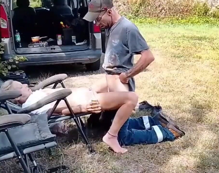 XhellllehX: Hot Nature