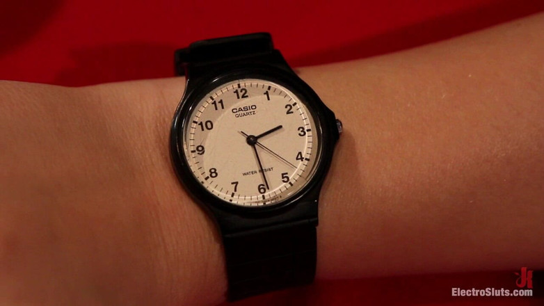 Electrosluts by Kink: Electrosluts si presenta con amore alla sovrana