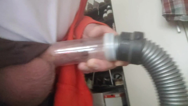 Karlchengeil: 집에서 일하는 동안 발정난