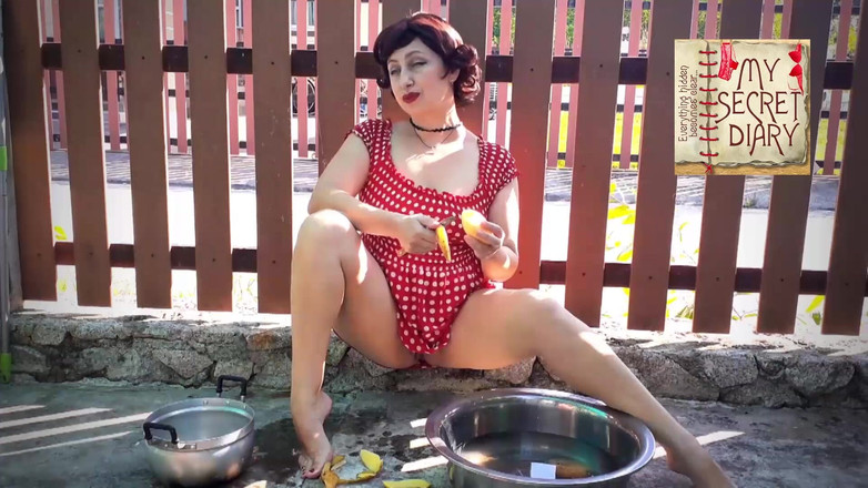 My secret diary (REGINA NOIR): Сексуальная горничная. Обычная горничная. Трахни горничную. Мое тайное маслозавод. Подборка обнаженной горничной. 1