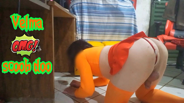 CarolCrossBsB: Velma cosplay travestito effeminato