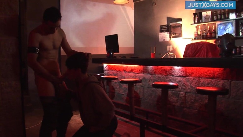 Just x gays: Gay party with friends