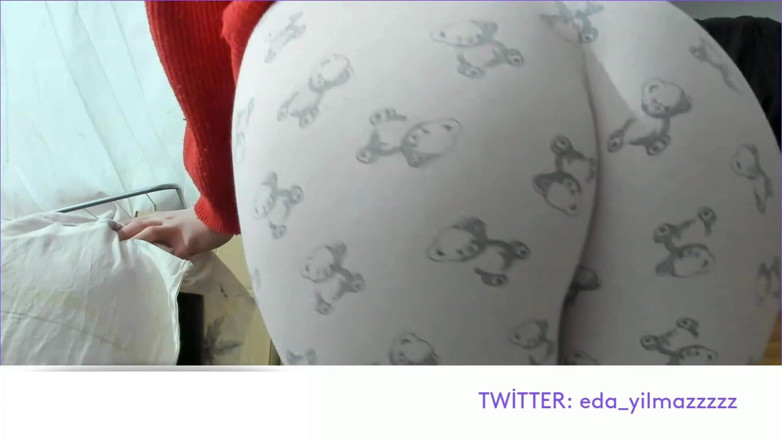 bigass_sexy_bigboobs: 내 보지를 애무하는 자위 - 터키 포르노 - 큰 엉덩이 - 터키 밀프 - 카멜 토 - 파자마의 강아지