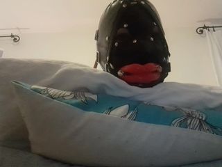 Laura on Heels: Laura throatfucked with a big lips gag has to swallow...