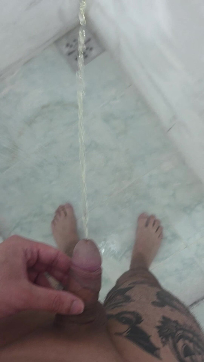 Lkdick8: Pee Fetish