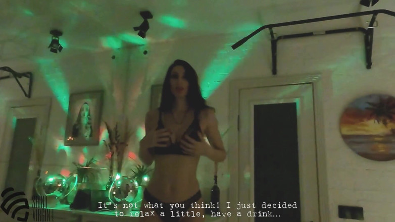 LizaVirgin: Hot MILF dance striptease sucked her husband