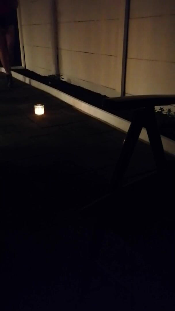 Crosdressing: Walking outdoor at night