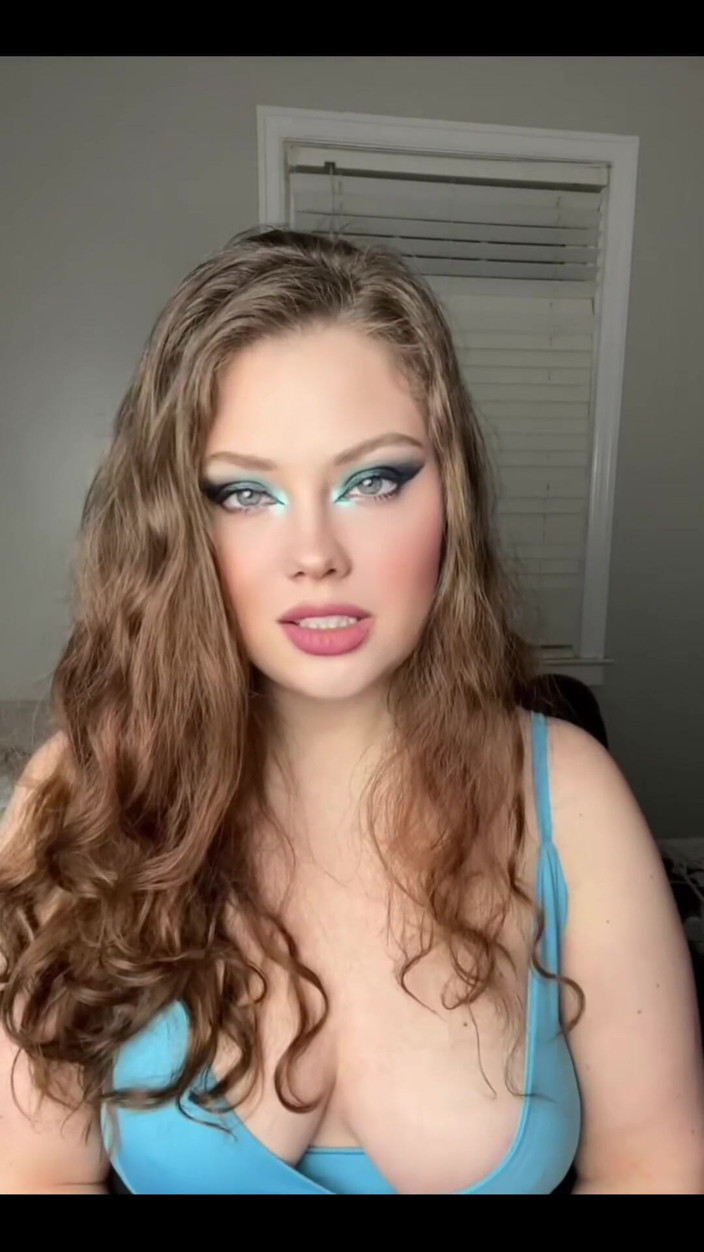 Dirtysecret: Sfw Femdom POV