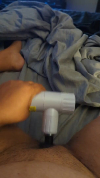 OnlyElla: Massage Gun in My Pussy, Quietly Watching Porn