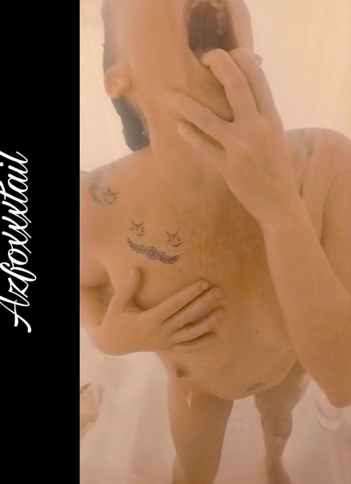 AzFoxxxTailPhelicia: Doccia1-spit_22-02-21