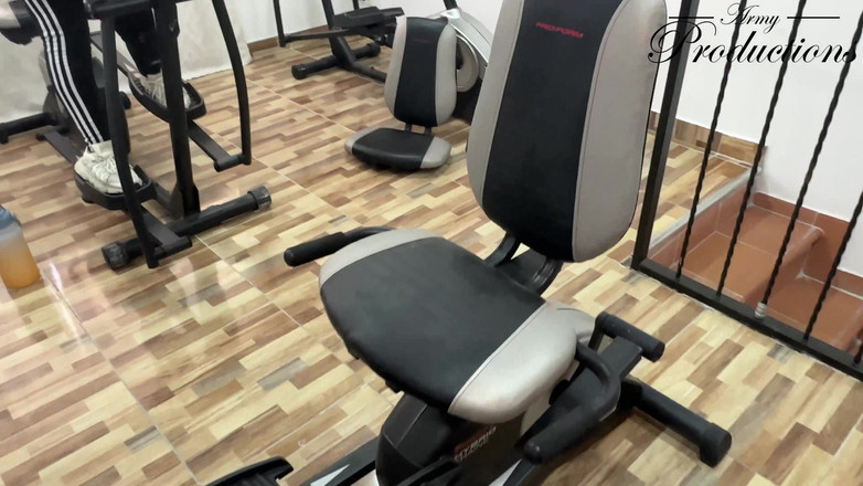 Army Productions: Gym Maintenance Guy Gets a Deepthroat Reward - Natural Beauty