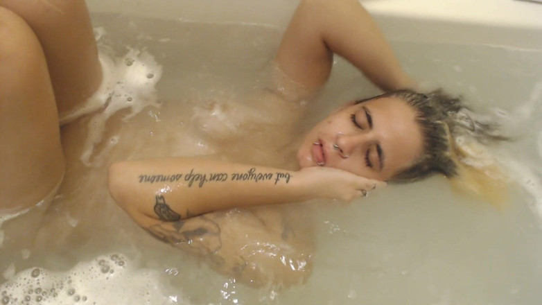 Abby Anna: Full body lathering hair scrubbing