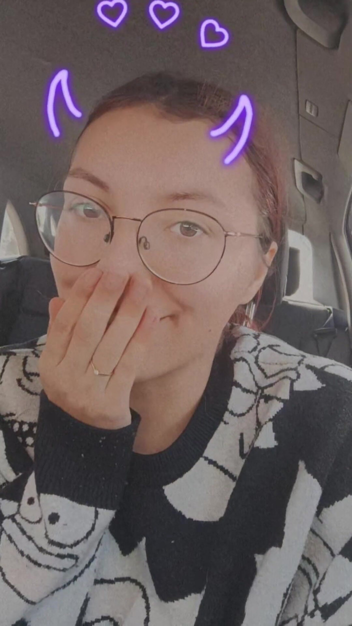 Softbrattypuppy: Snapchat Hoe melancap dalam kereta awam