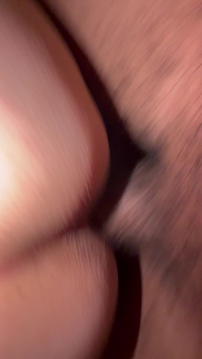 ScarletXoXo: Ho succhiato un cazzo nero di dating a caso mentre...