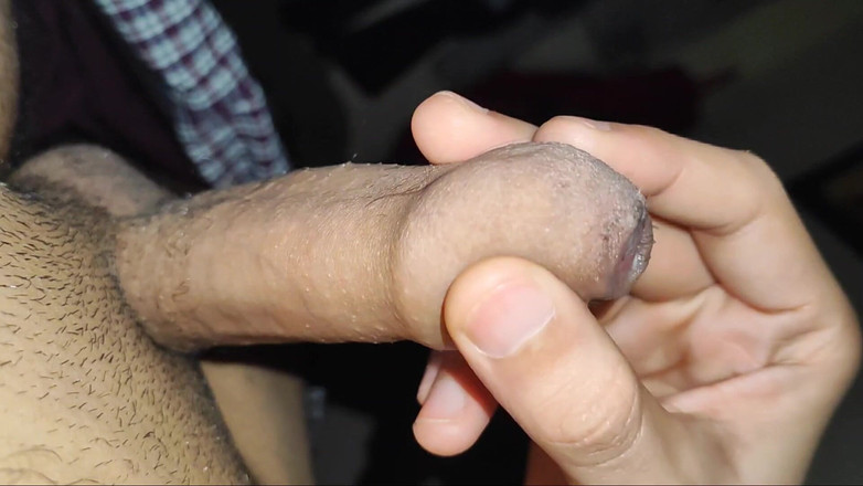 Dupdufyryrufggyu: Masturbasi solo