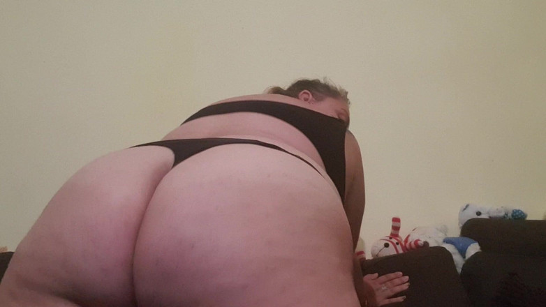 LoraBbw: Trêu chọc kiểu chó gợi cảm