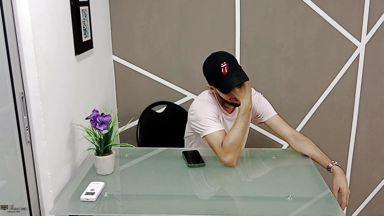 Vayolet: Nadržená nevlastní dcera jí velký penis svého nevlastního otce, aby...