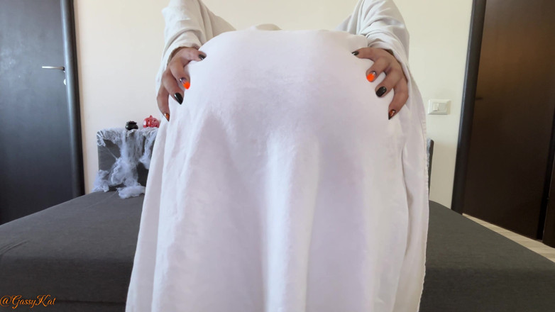 GassyKat: Ghost Farts: Haunted Gas Under the Sheet