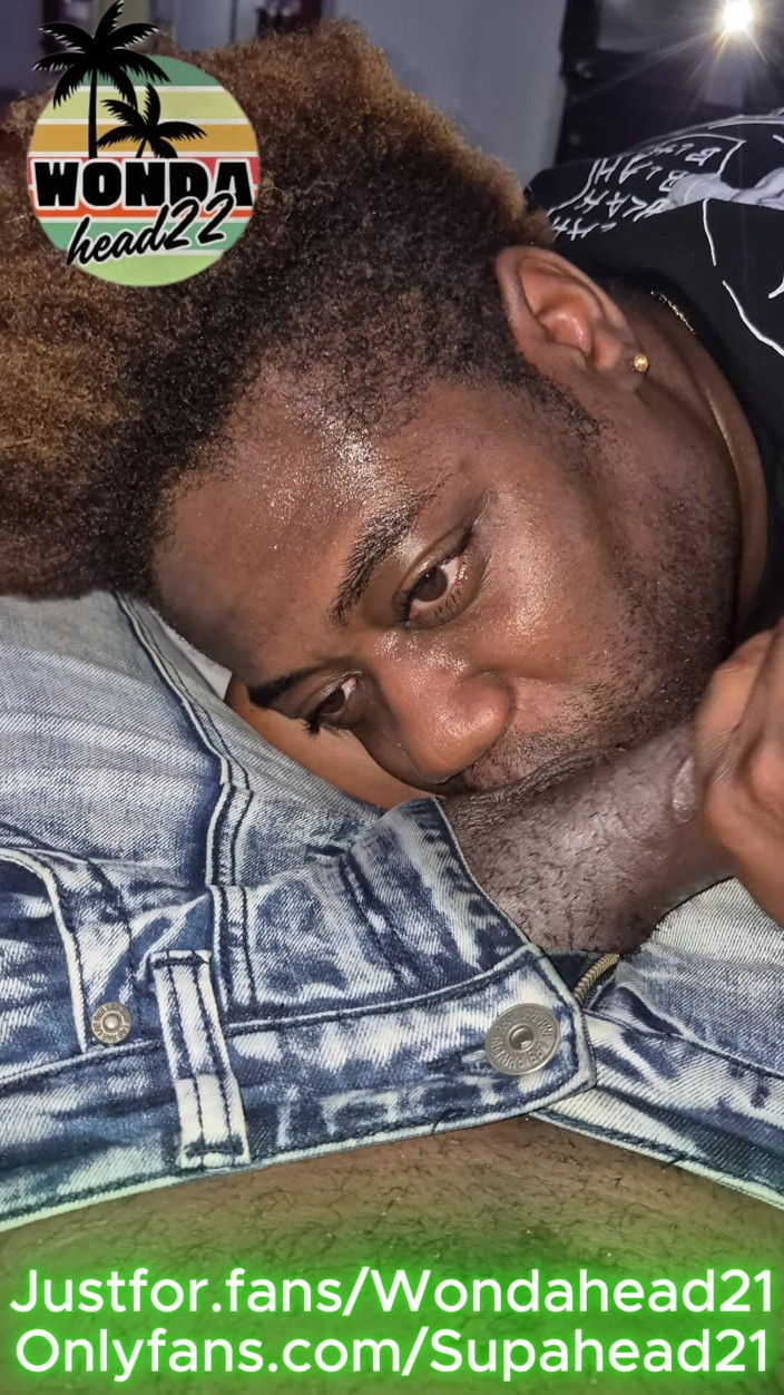 Wondahead21: Relaxed up-close Jeans Throat Service