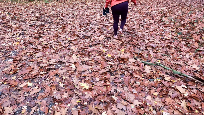 Bouncy Tits Action: Walking Naked Through the Woods After Her Vagina Slapping