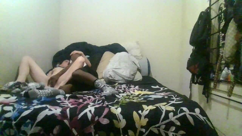 MariaModesto: Minyon kız büyük zenci seviyor