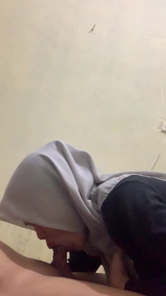 Indo Girl: Hyper hijab veut être au top